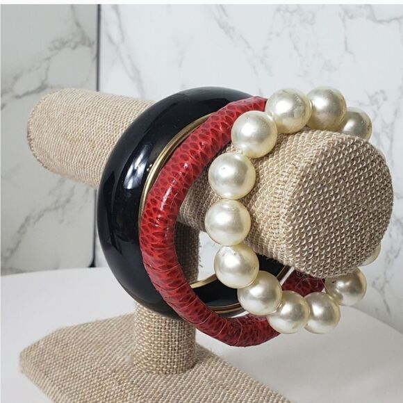 BANGLE BRACELET VARIETY Set of 3 Classic Jewelry Pieces - Picture 5 of 6